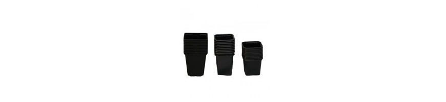 pots / tray / greenhouse